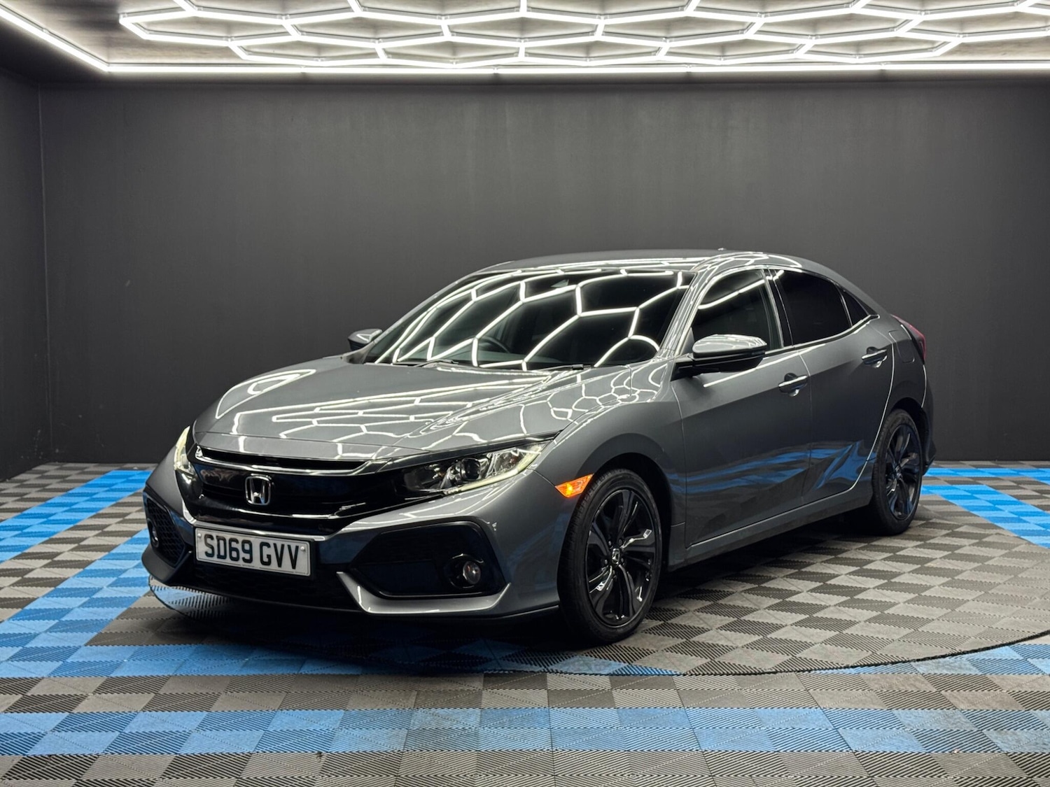 Used Honda Civic 2019 for sale - 77633495: Photo 3