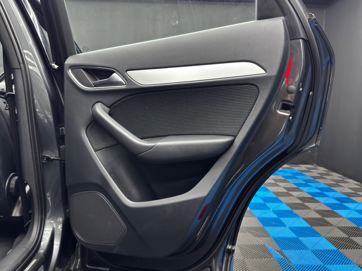 Used Audi Q3 2016 for sale - 76620264: Photo 45