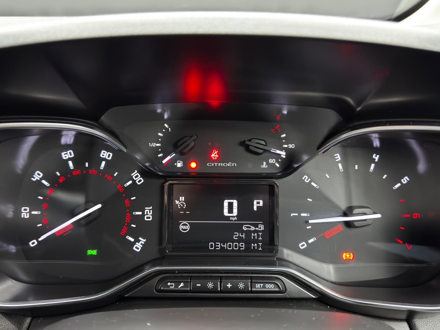 Used Citroen C3 Aircross for sale - 77175554: Photo 23