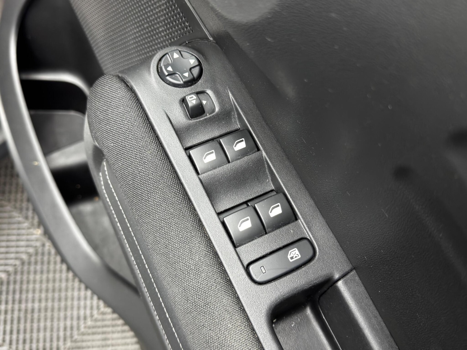 Used Citroen C3 Aircross for sale - 77175554: Photo 39