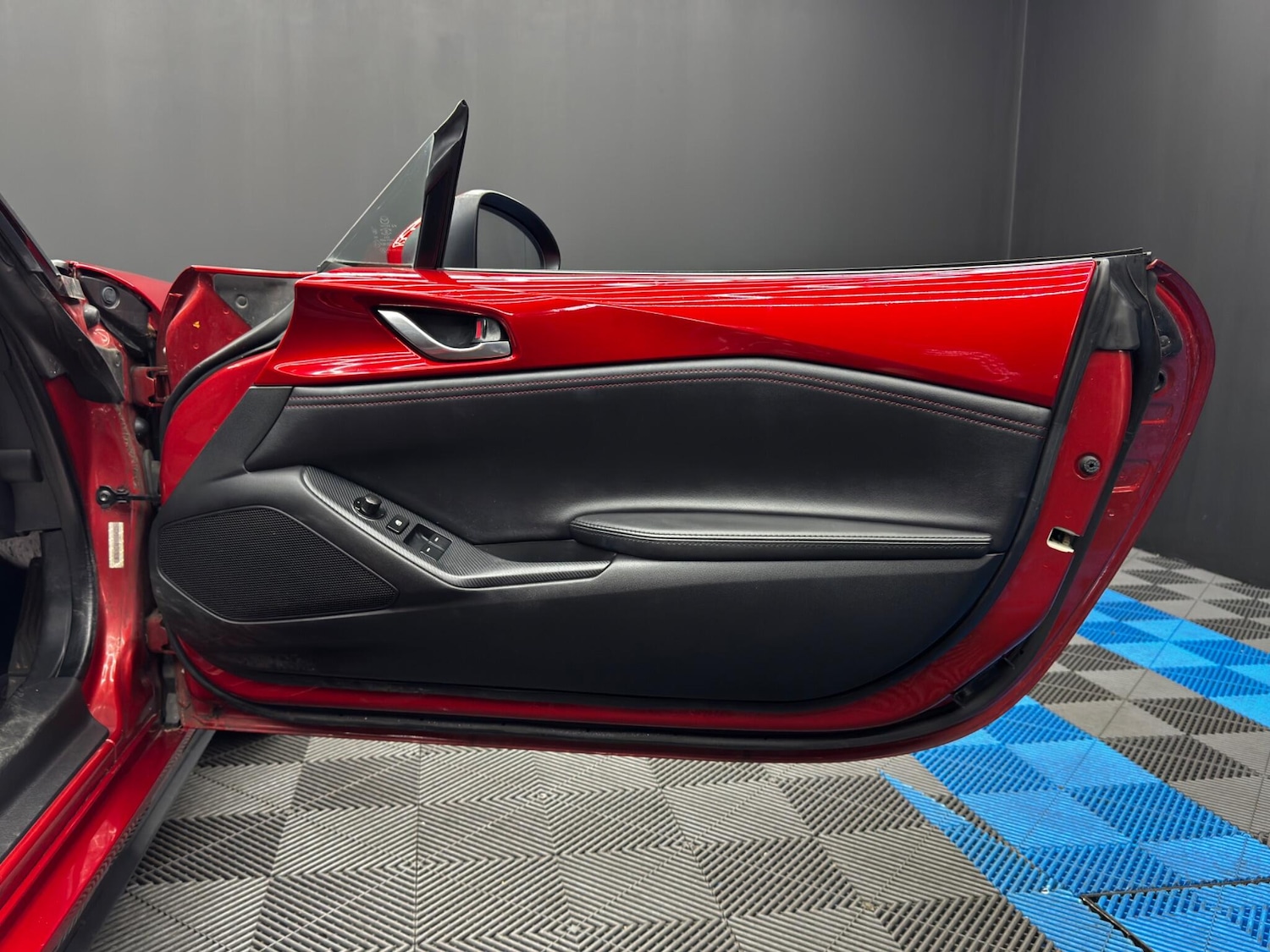 Used Mazda MX-5 2015 for sale - 77898612: Photo 31