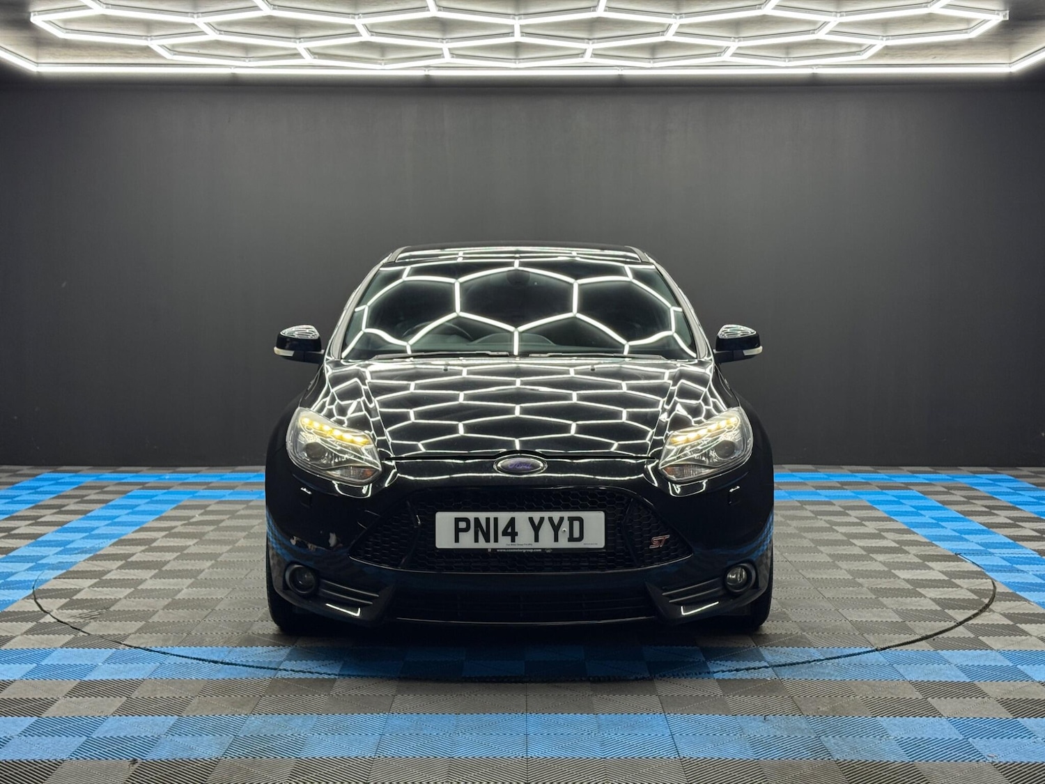 Used Ford Focus 2014 for sale - 77050086: Photo 2