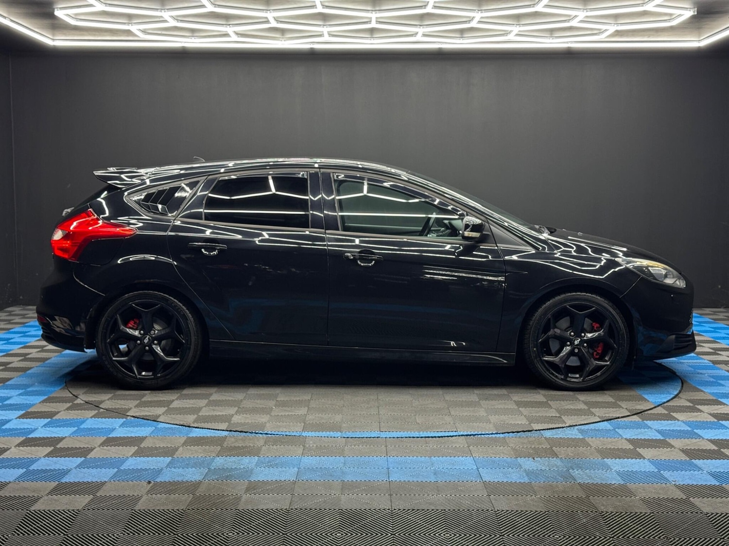 Used Ford Focus 2014 for sale - 77050086: Photo 4