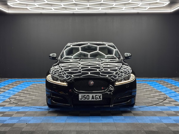 Used Jaguar XF for sale - 76247147: Photo 2