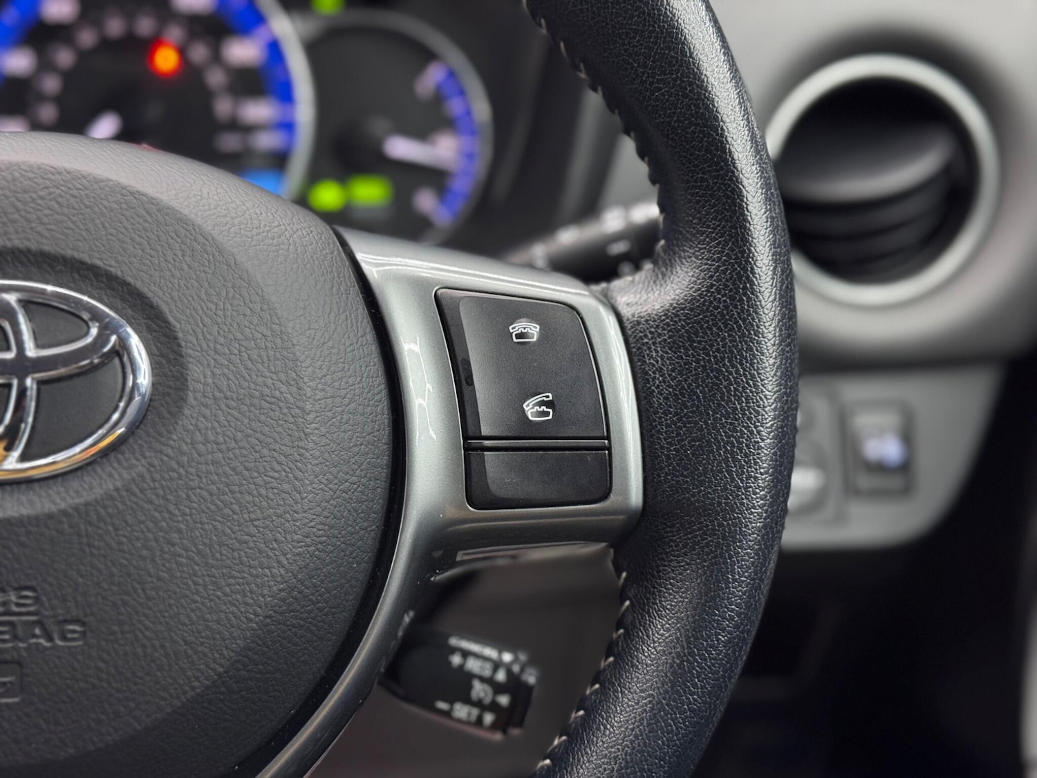 Used Toyota Yaris 2015 for sale - 76440451: Photo 20