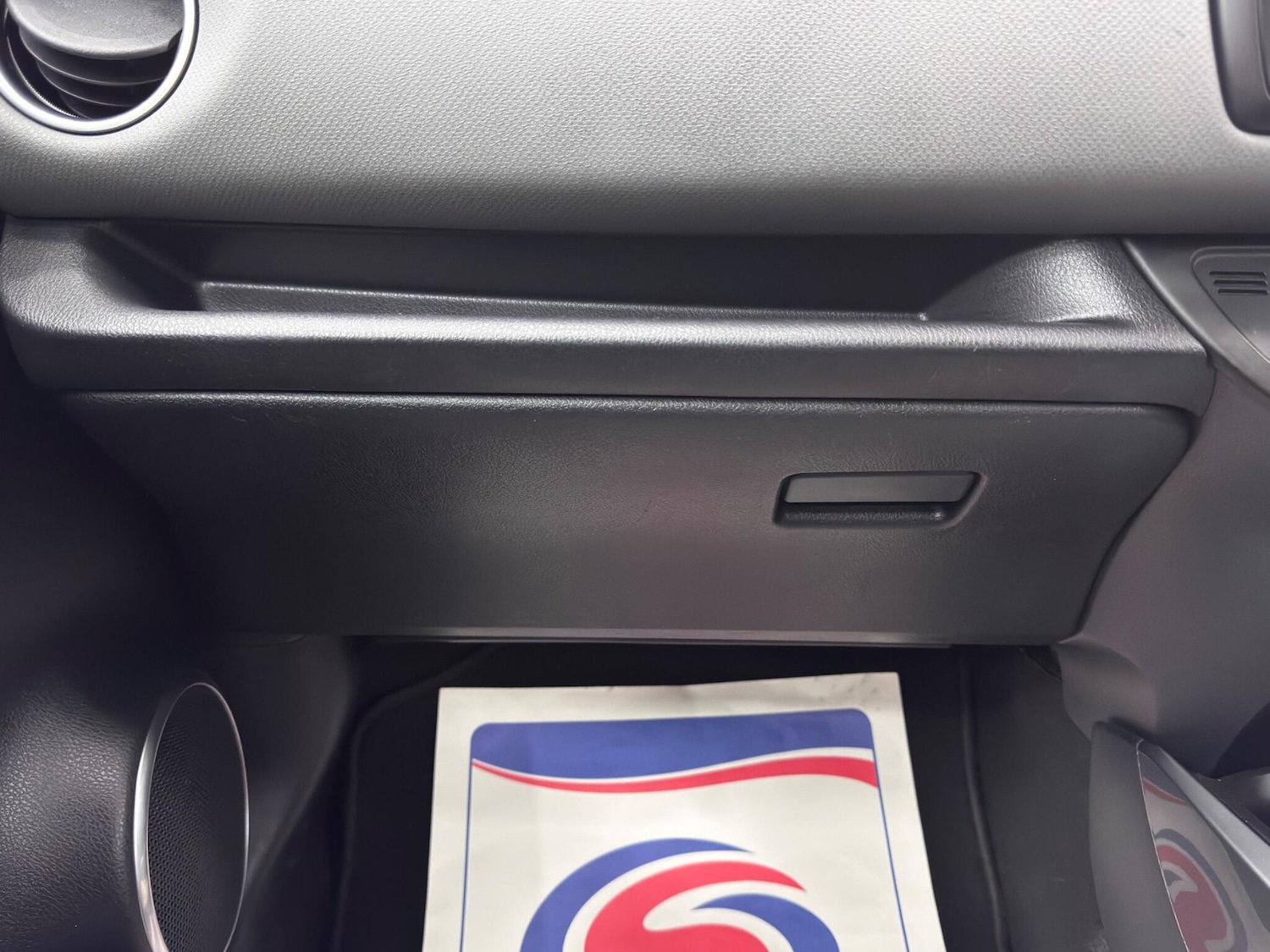 Used Toyota Yaris 2015 for sale - 76440451: Photo 32