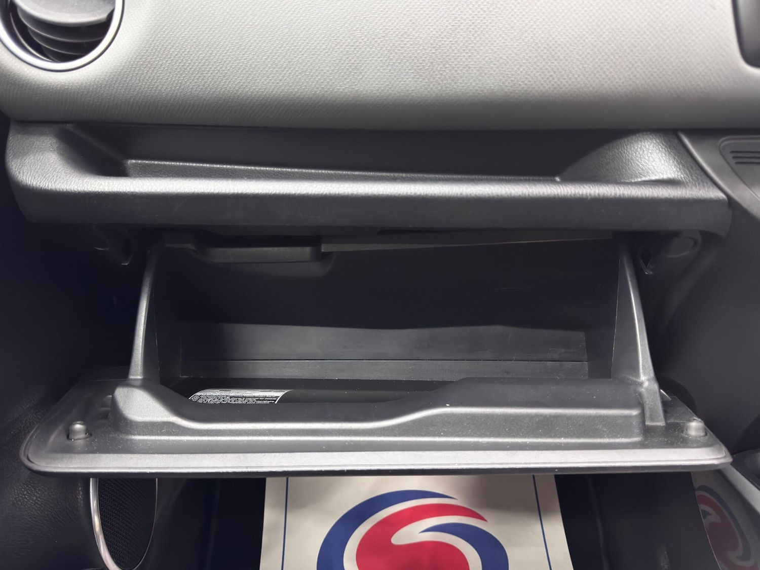 Used Toyota Yaris 2015 for sale - 76440451: Photo 33