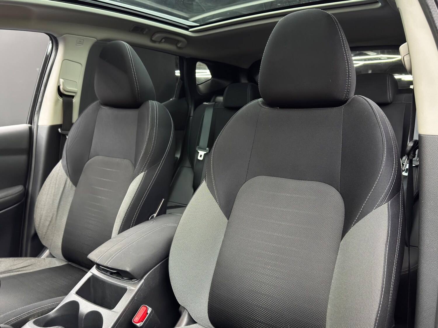 Used Nissan Qashqai 2017 for sale - 77939830: Photo 13