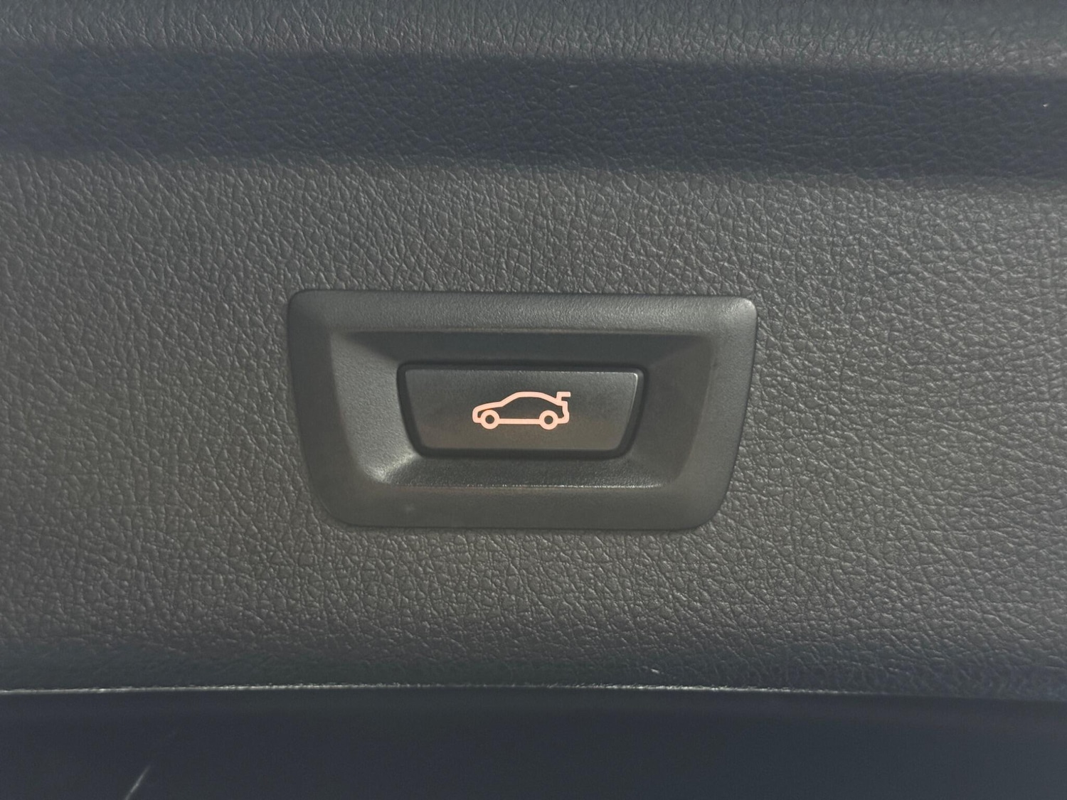 Used BMW 3 Series 2014 for sale - 77015543: Photo 39