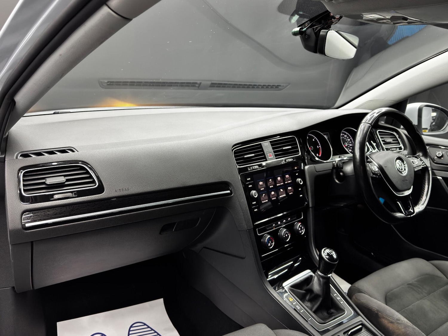 Used Volkswagen Golf 2017 for sale - 76866313: Photo 11