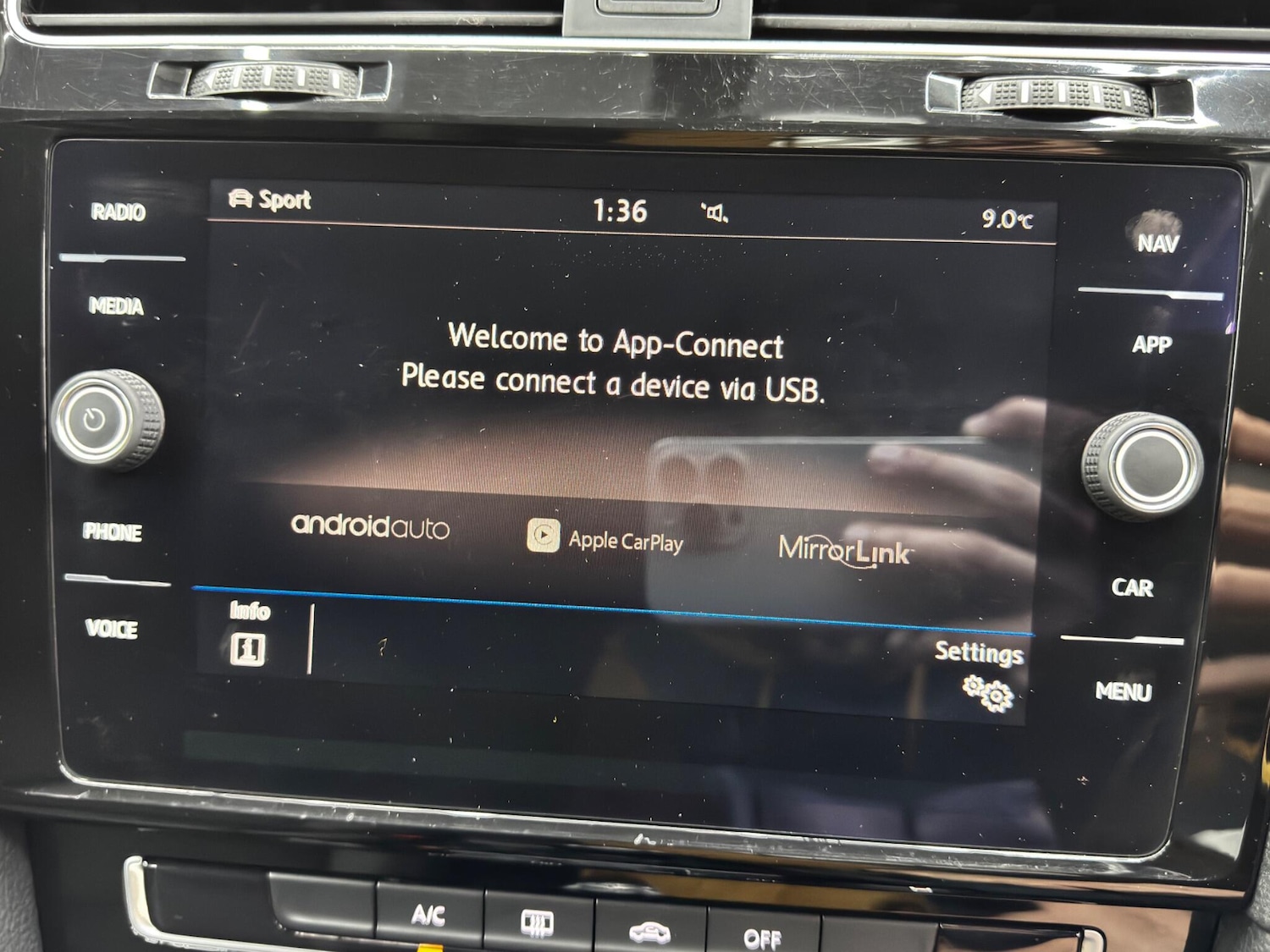 Used Volkswagen Golf 2017 for sale - 76866313: Photo 32