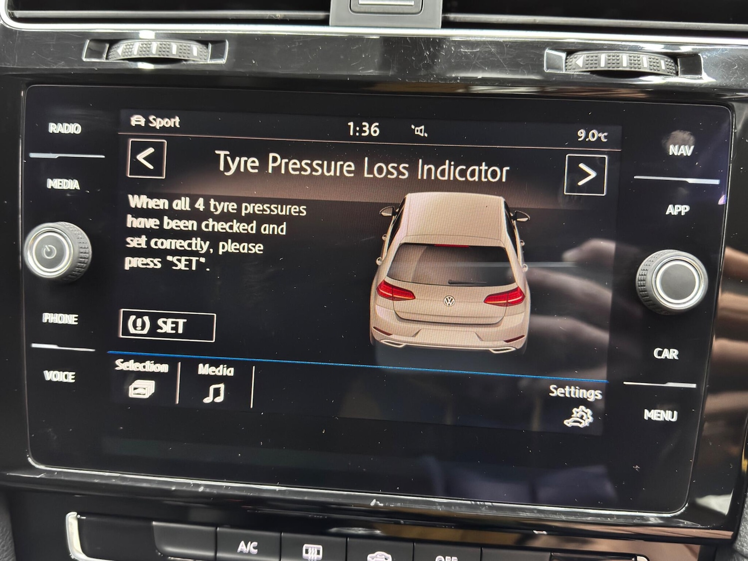 Used Volkswagen Golf 2017 for sale - 76866313: Photo 33