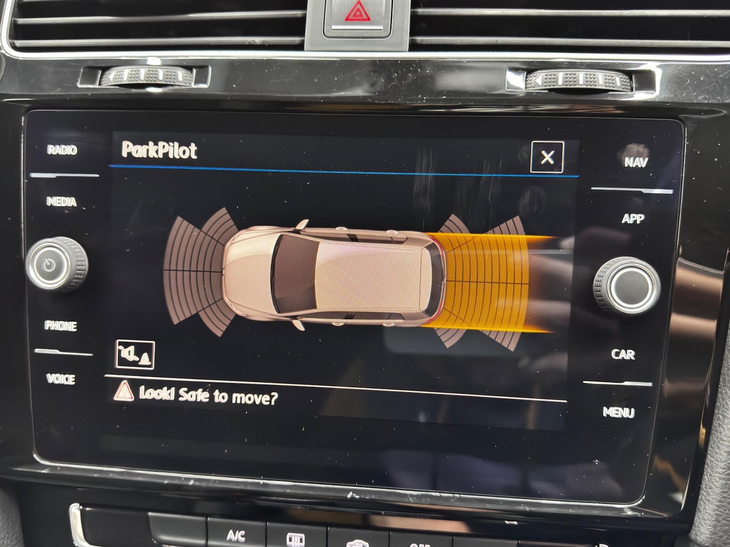 Used Volkswagen Golf 2017 for sale - 76866313: Photo 34