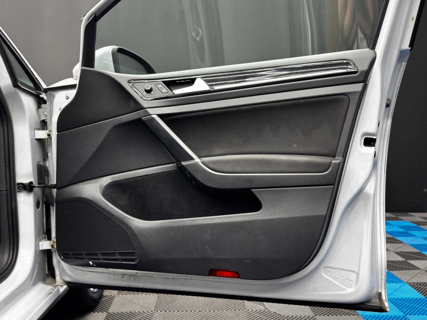 Used Volkswagen Golf 2017 for sale - 76866313: Photo 38