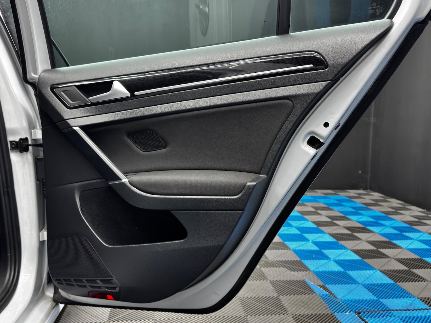 Used Volkswagen Golf 2017 for sale - 76866313: Photo 41