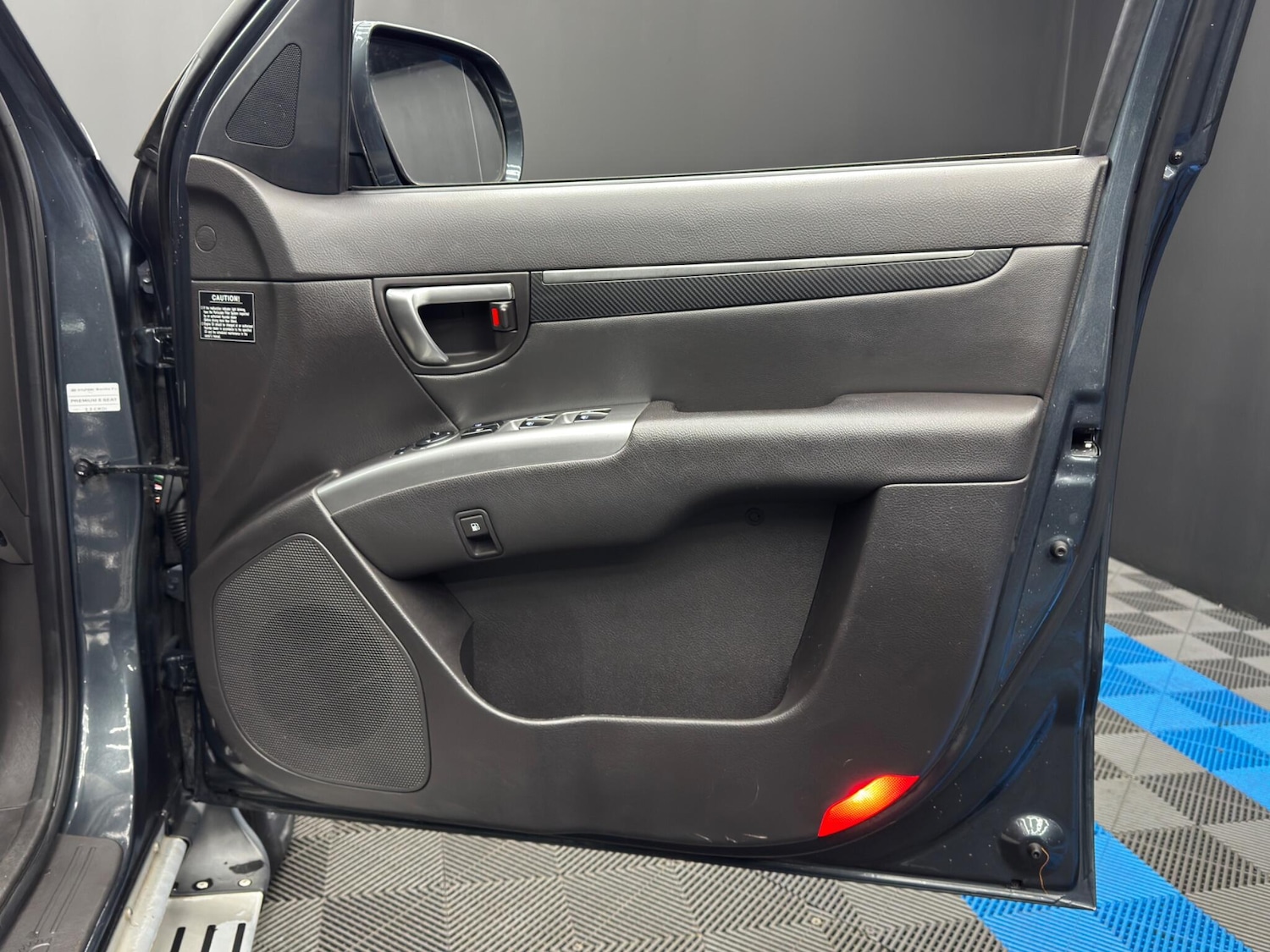 Used Hyundai Santa Fe 2012 for sale - 77377034: Photo 34