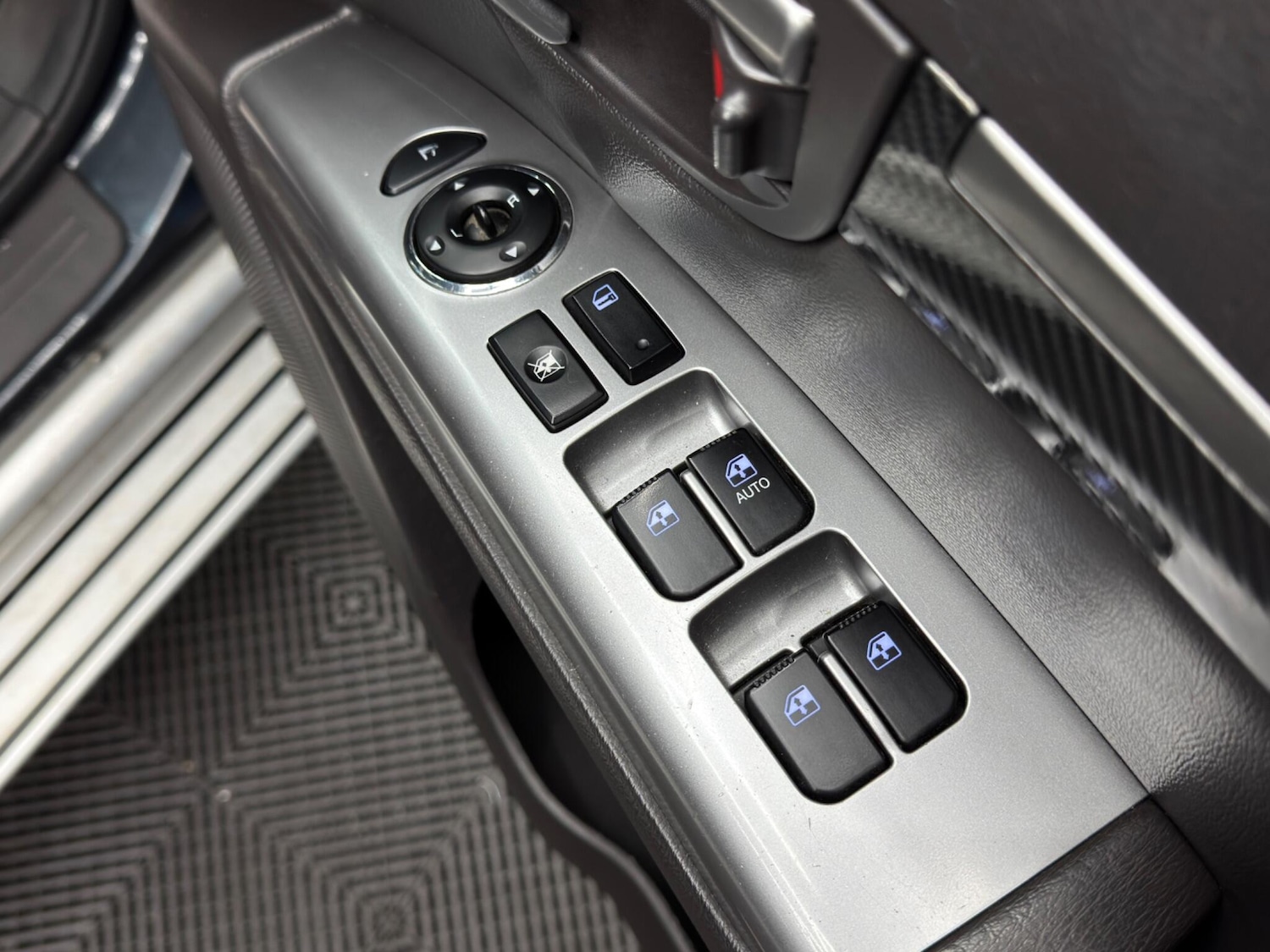 Used Hyundai Santa Fe 2012 for sale - 77377034: Photo 35