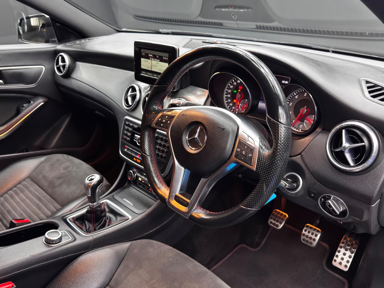 Used Mercedes-Benz CLA 2014 for sale - 76472491: Photo 9