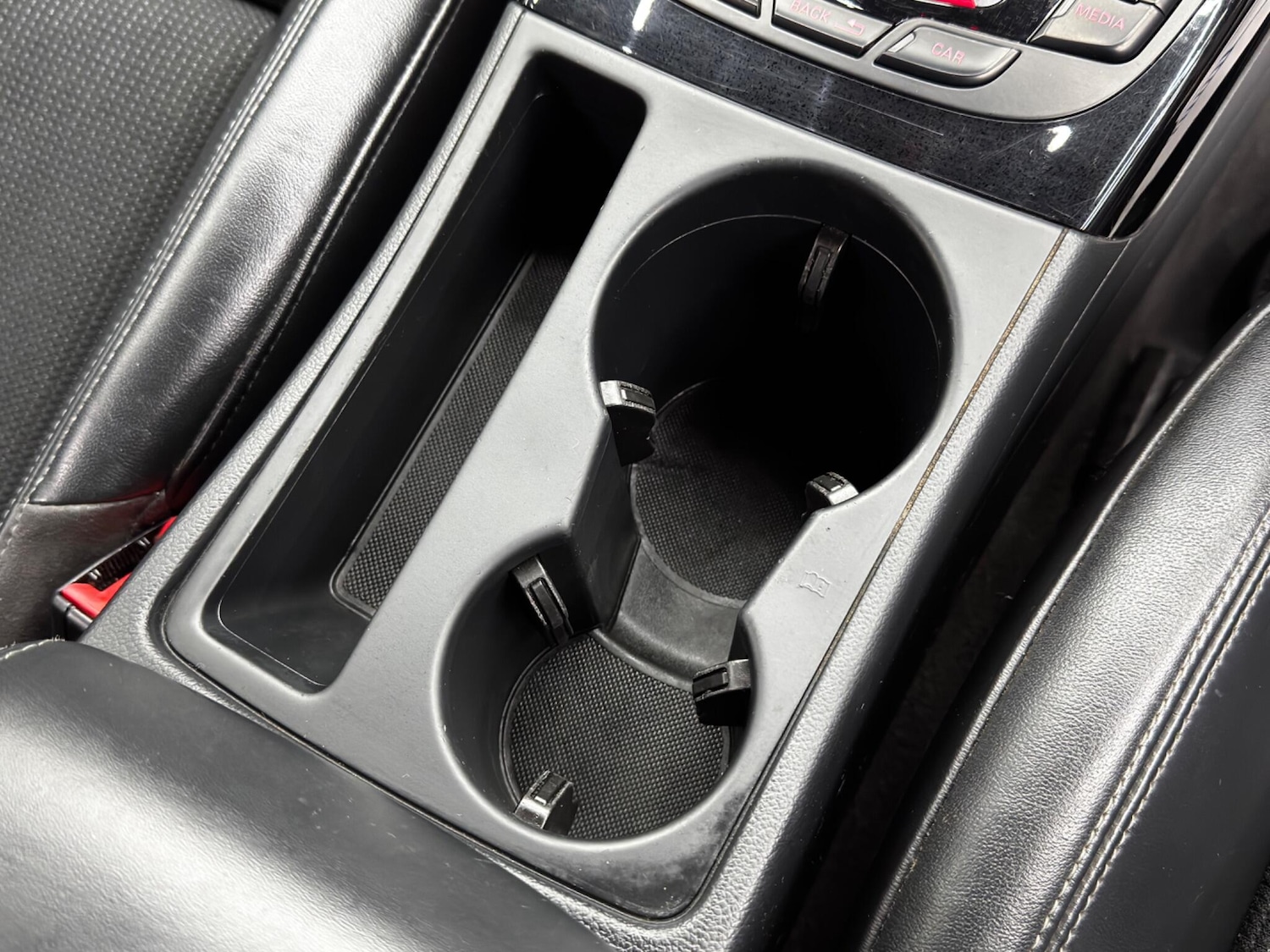 Used Audi A4 2014 for sale - 76658537: Photo 24