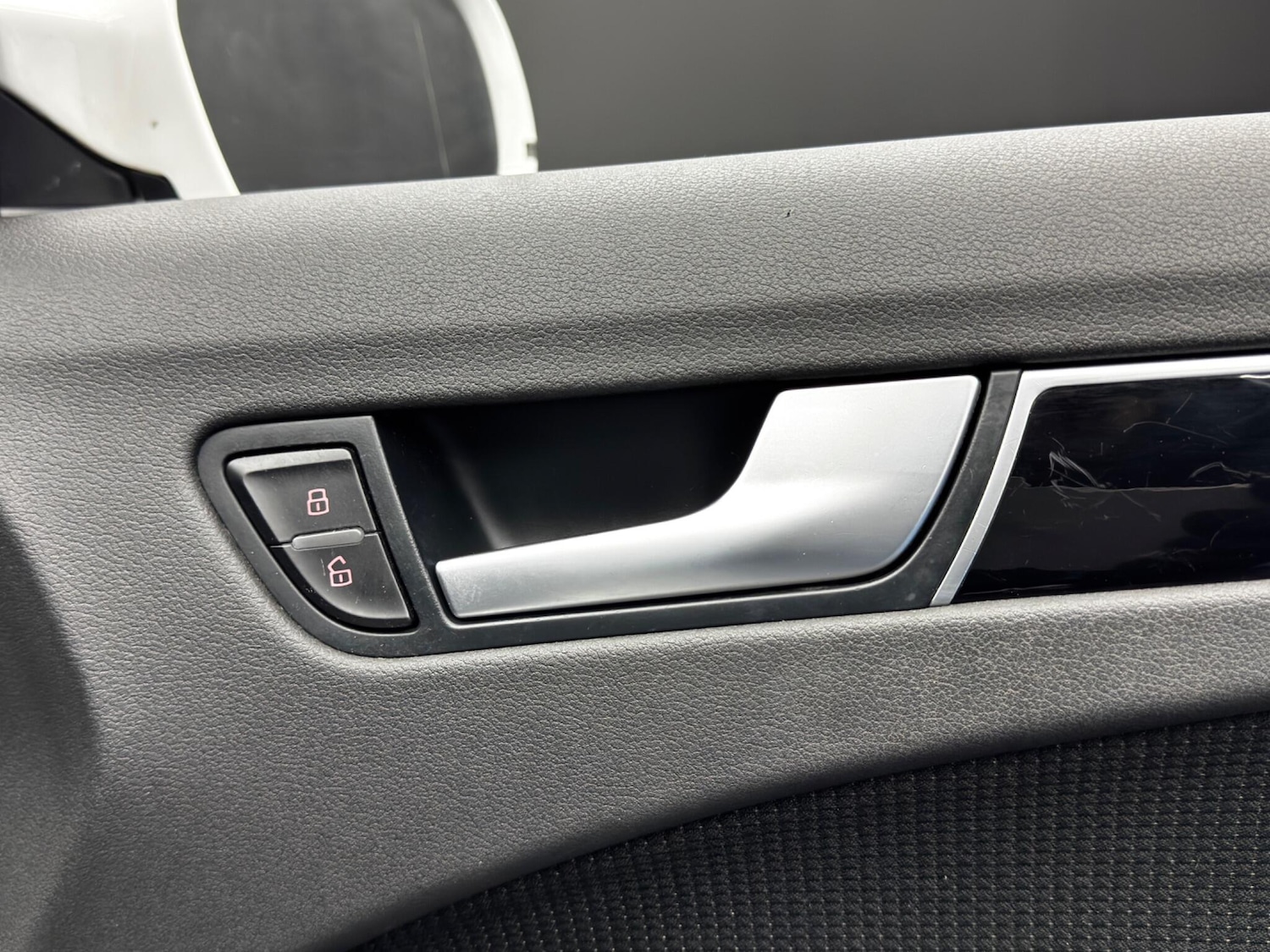 Used Audi A4 2014 for sale - 76658537: Photo 37