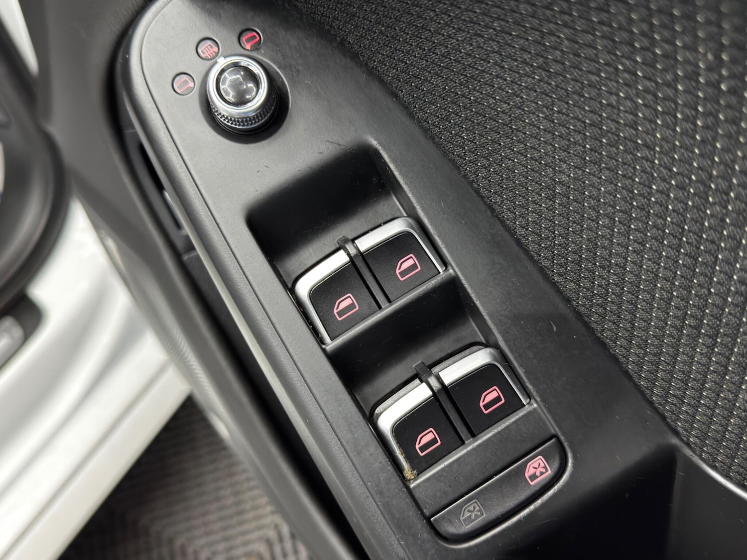 Used Audi A4 2014 for sale - 76658537: Photo 38