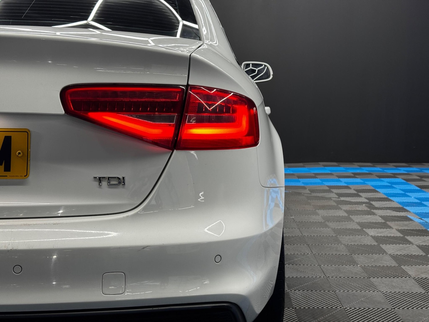 Used Audi A4 2014 for sale - 76658537: Photo 40