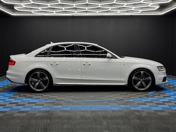 Used Audi A4 2014 for sale - 76658537: Photo