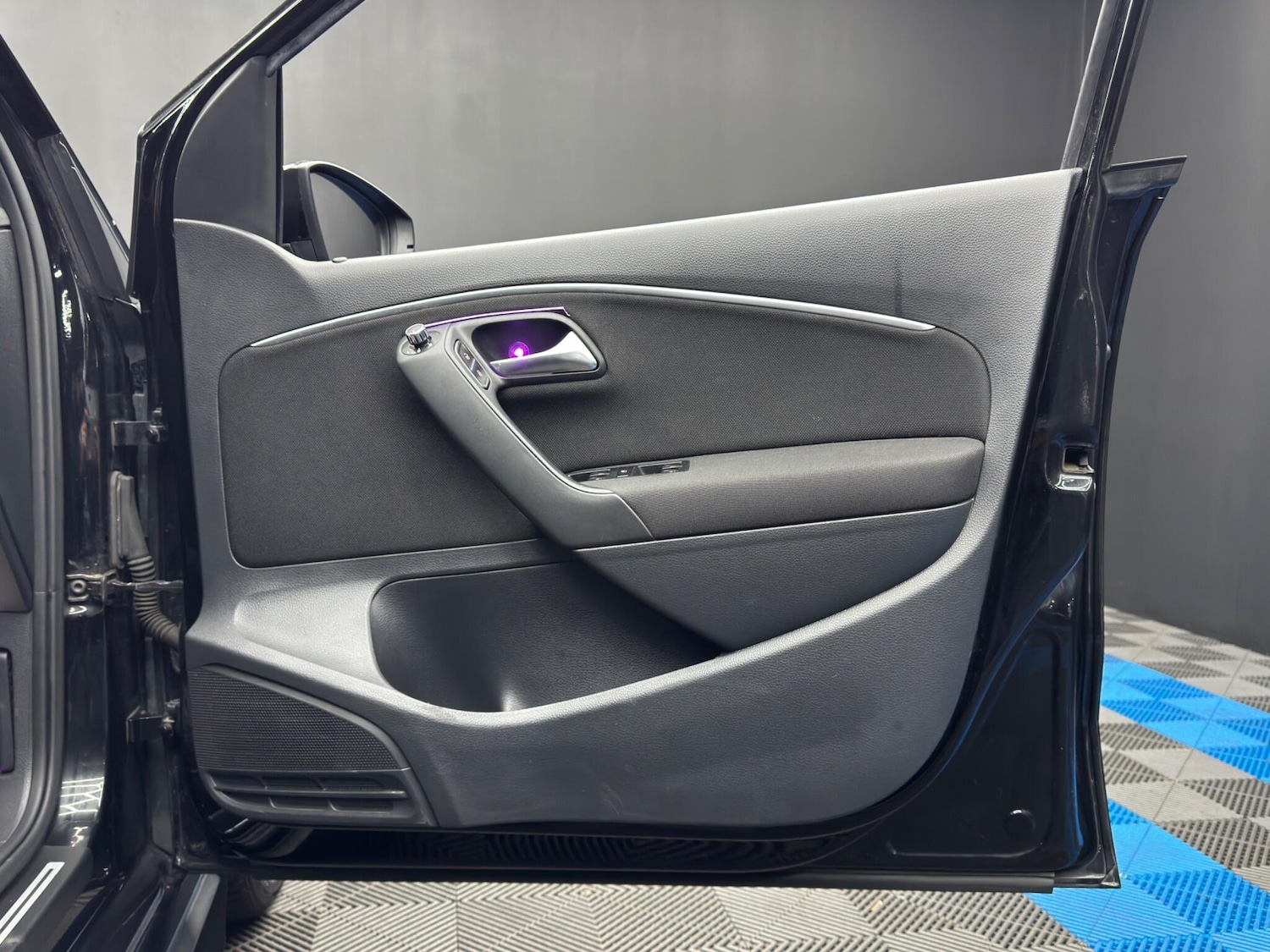 Used Volkswagen Polo 2016 for sale - 77550564: Photo 39