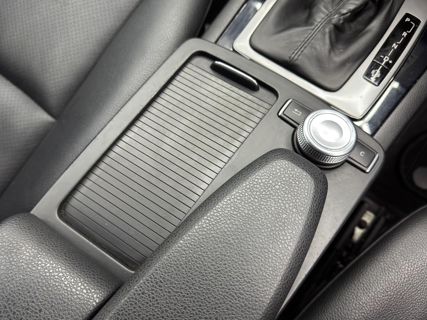 Used Mercedes-Benz C Class 2011 for sale - 77131031: Photo 25