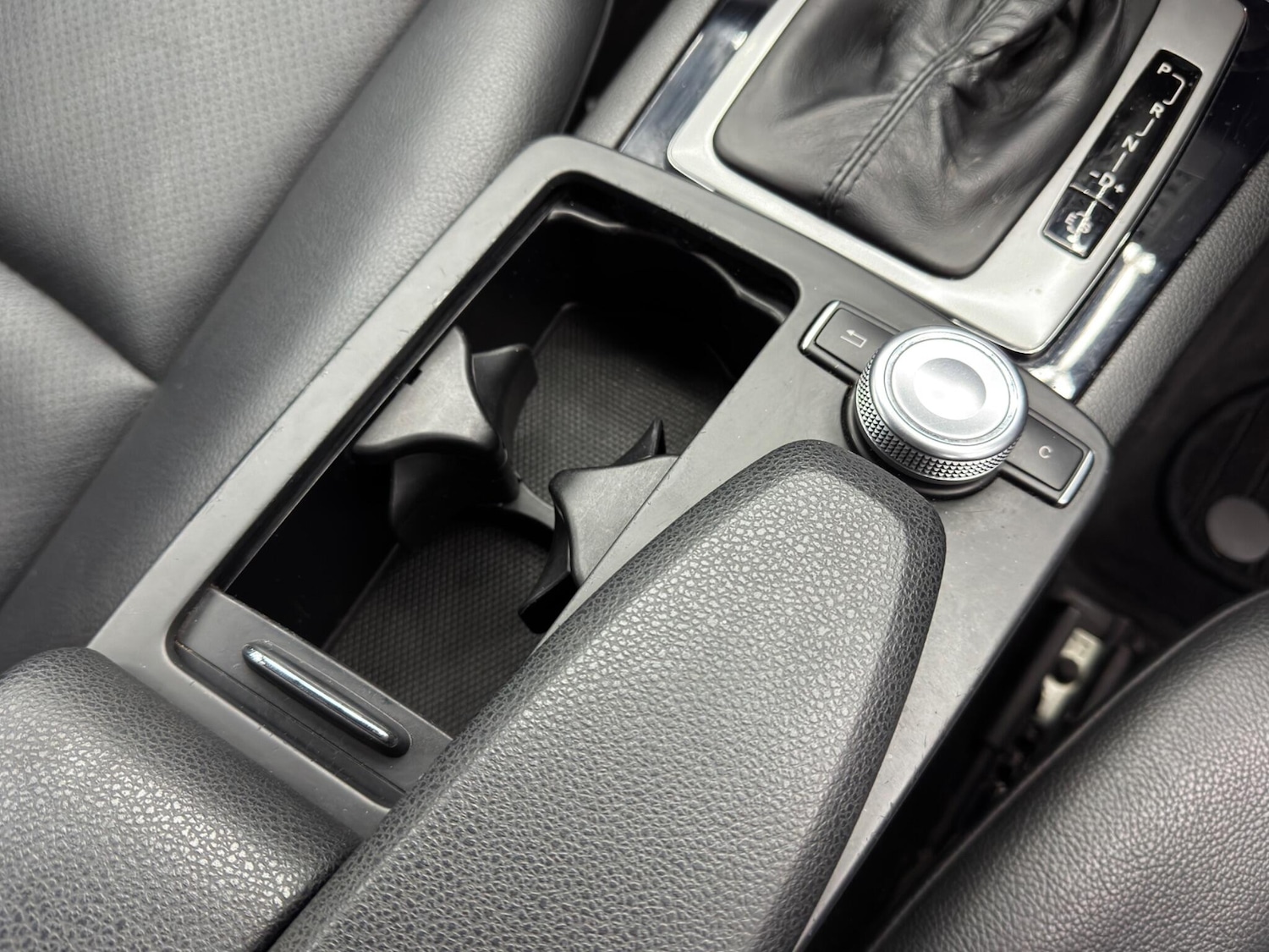 Used Mercedes-Benz C Class 2011 for sale - 77131031: Photo 26