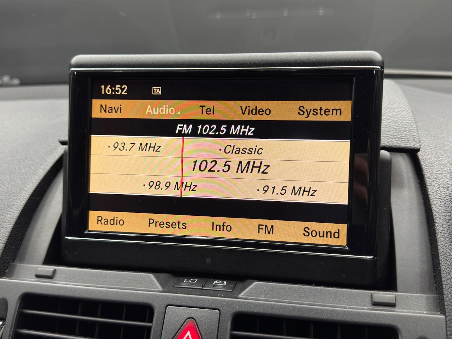 Used Mercedes-Benz C Class 2011 for sale - 77131031: Photo 30