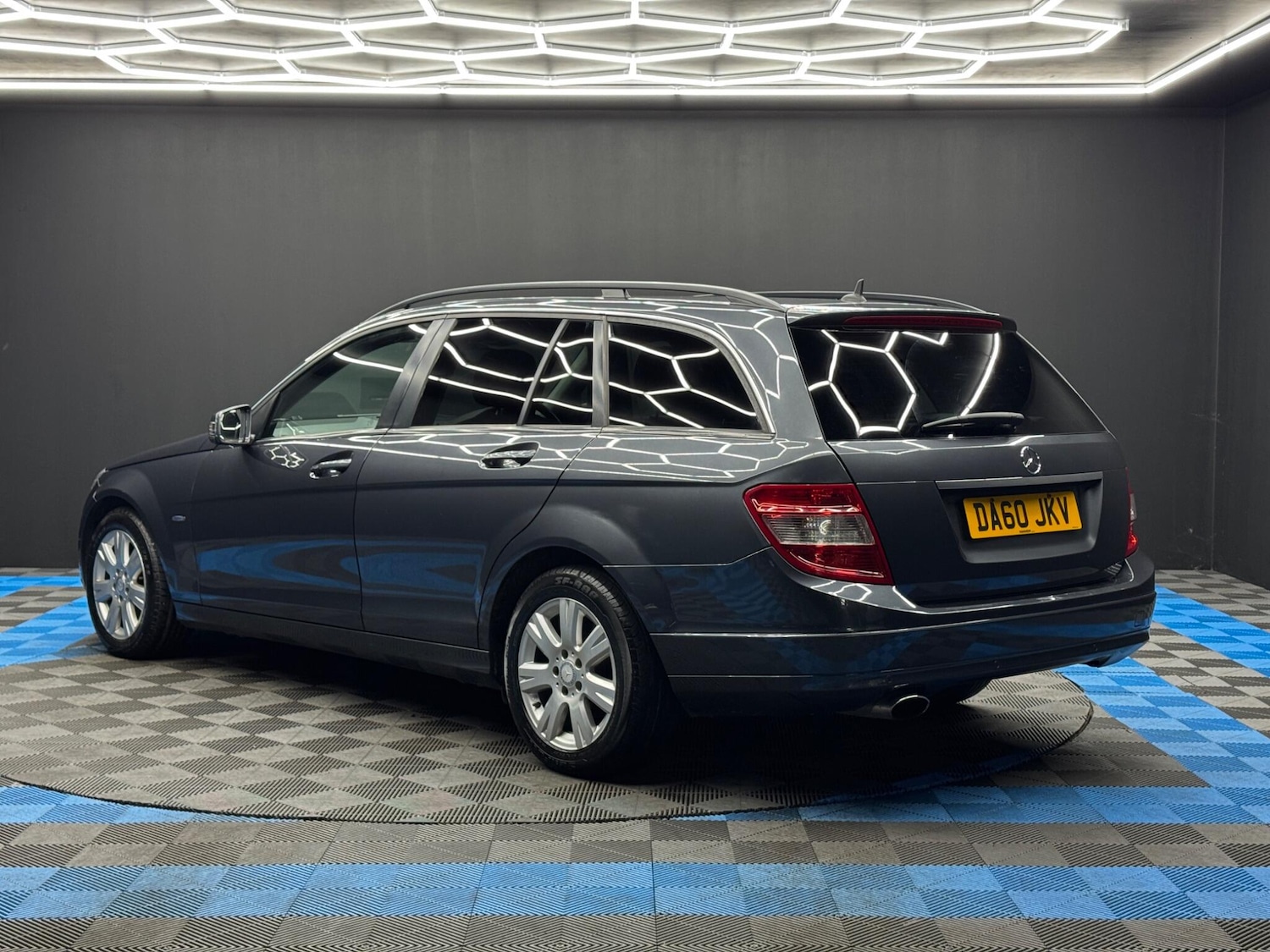 Used Mercedes-Benz C Class 2011 for sale - 77131031: Photo 7