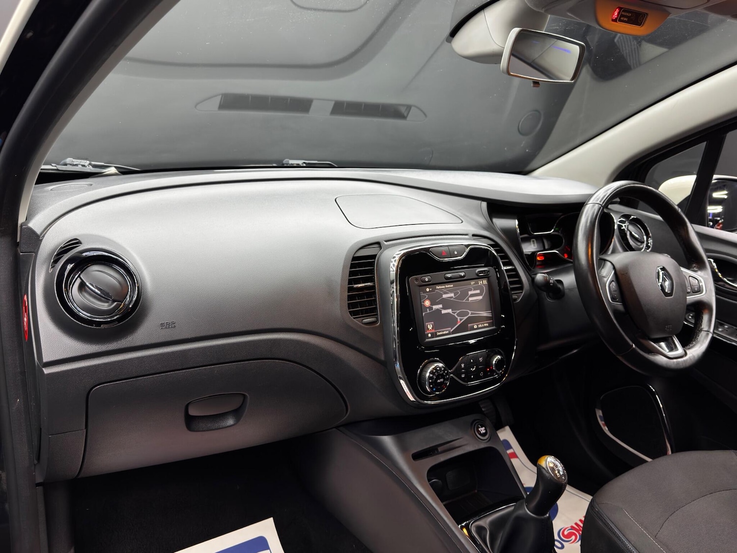 Used Renault Captur 2017 for sale - 76561529: Photo 11