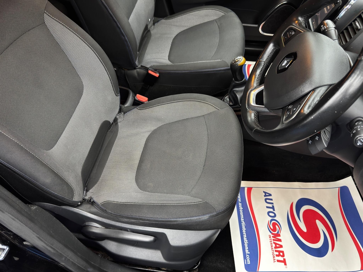 Used Renault Captur 2017 for sale - 76561529: Photo 13