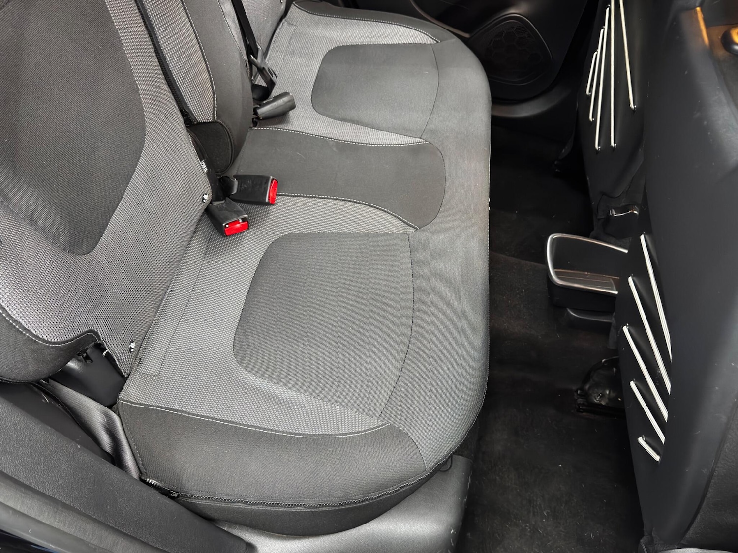 Used Renault Captur 2017 for sale - 76561529: Photo 16