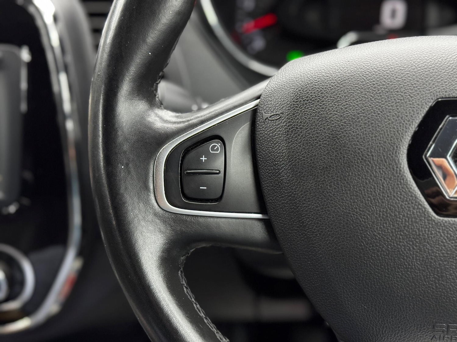 Used Renault Captur 2017 for sale - 76561529: Photo 20