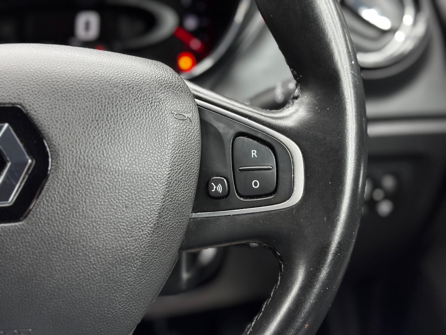 Used Renault Captur 2017 for sale - 76561529: Photo 21