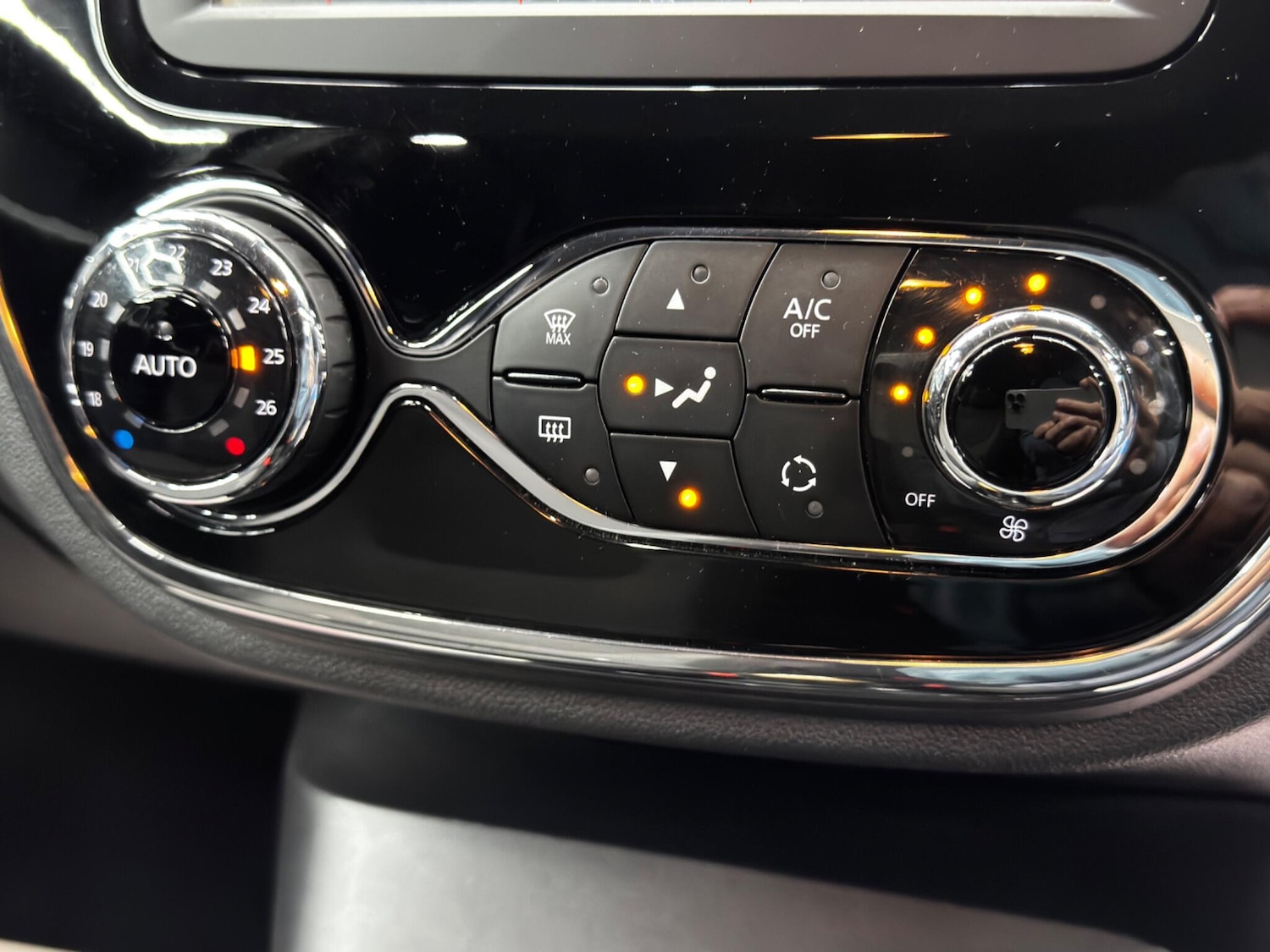 Used Renault Captur 2017 for sale - 76561529: Photo 25