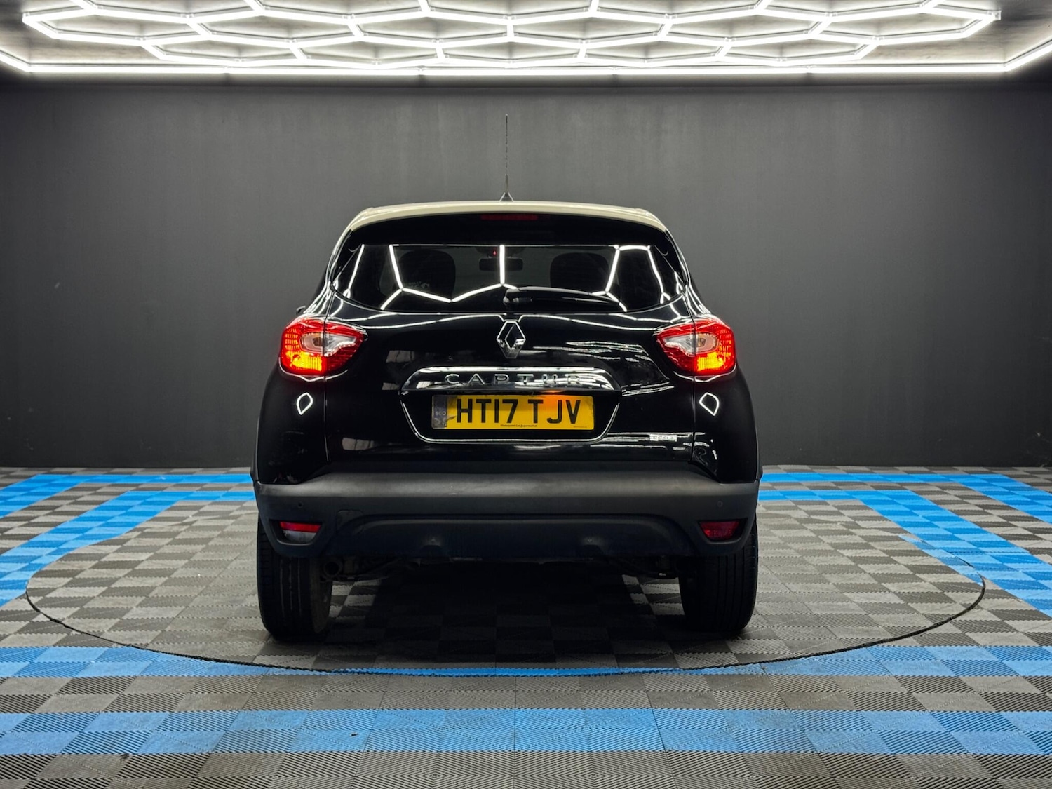 Used Renault Captur 2017 for sale - 76561529: Photo 6