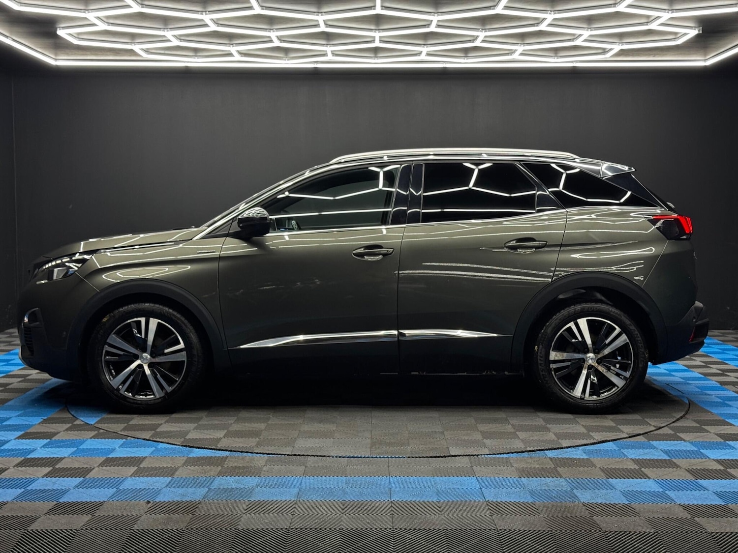 Used Peugeot 3008 2017 for sale - 76511927: Photo 8