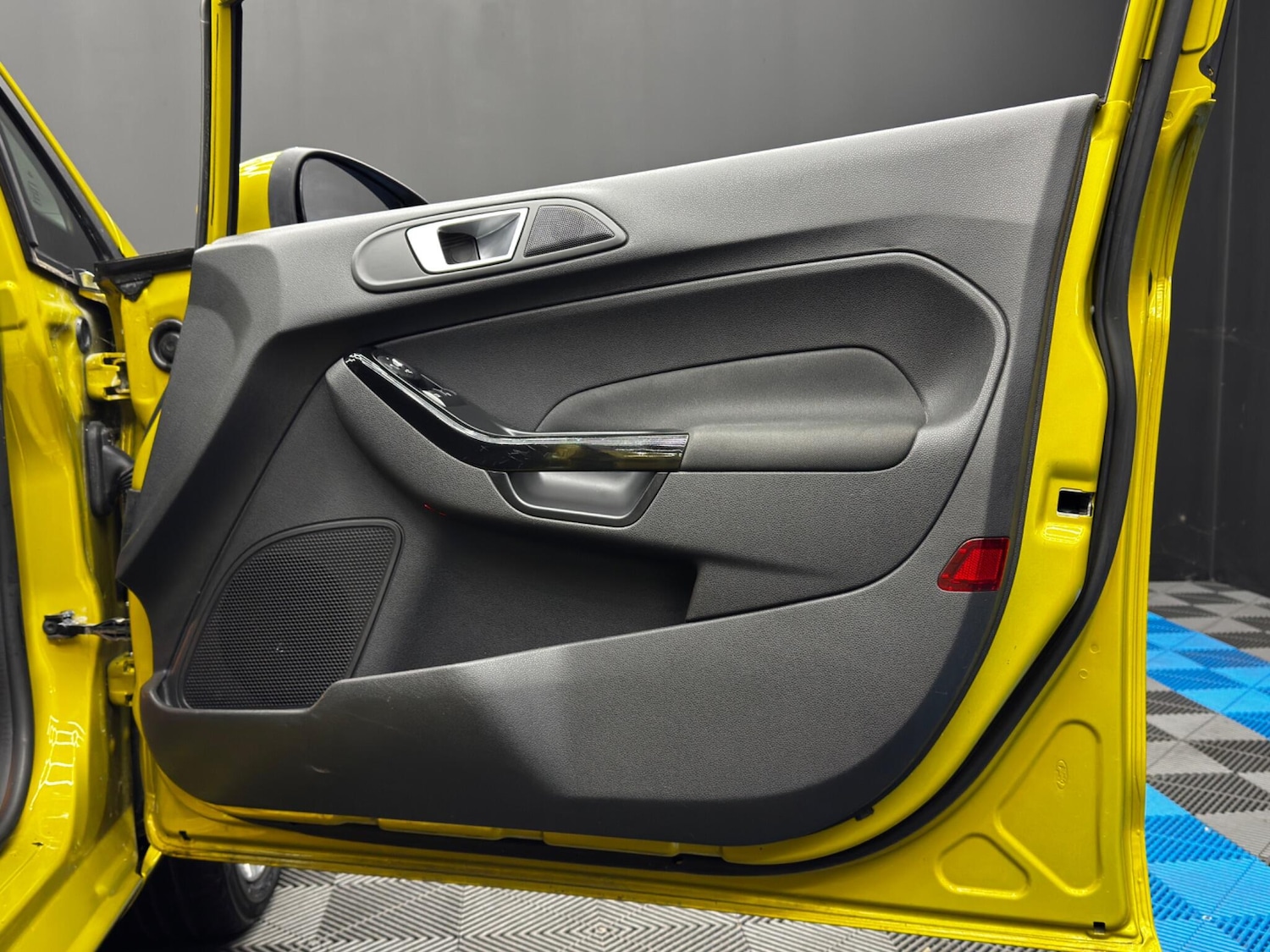 Used Ford Fiesta 2013 for sale - 76964490: Photo 34