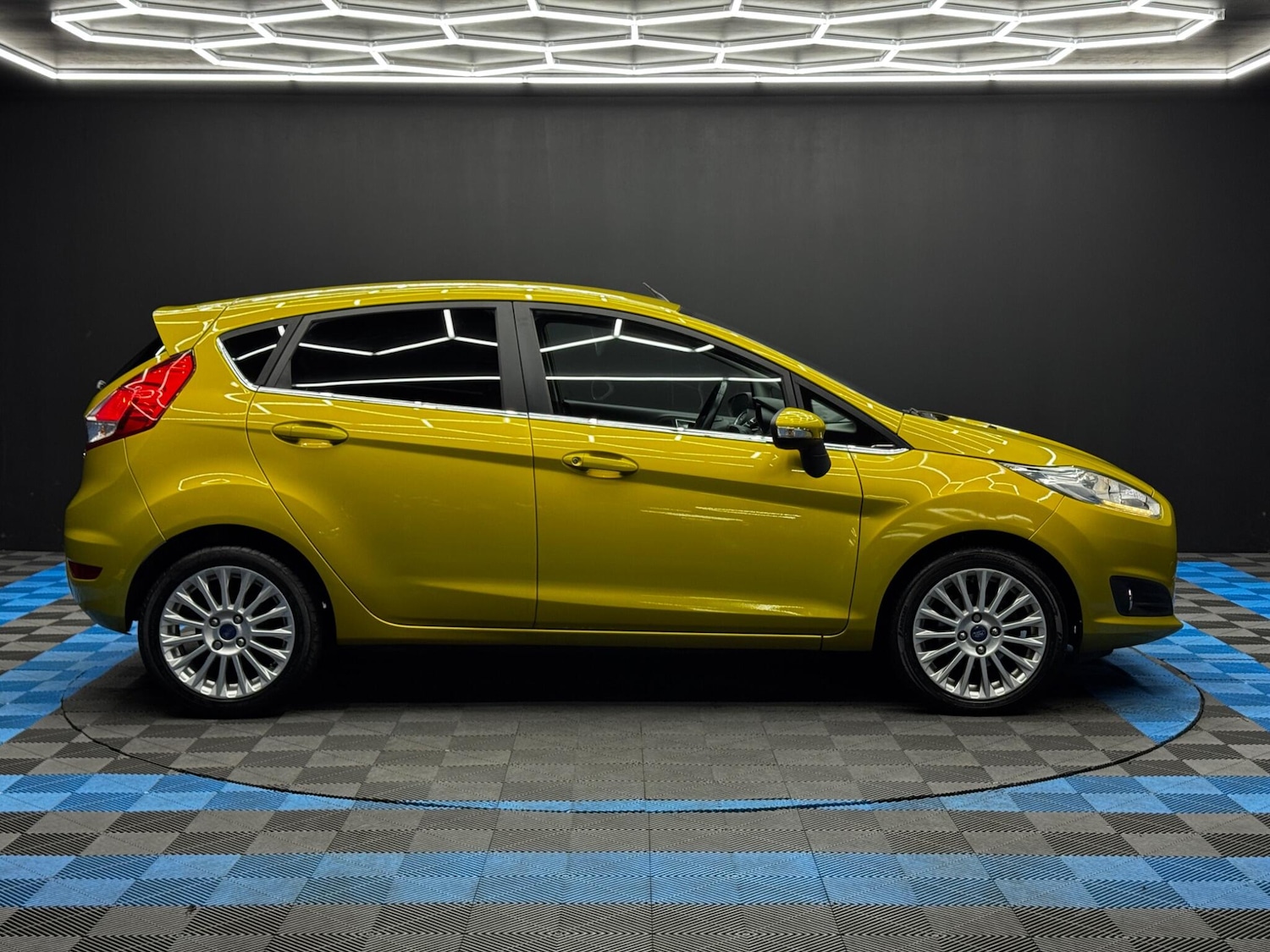Used Ford Fiesta 2013 for sale - 76964490: Photo 4
