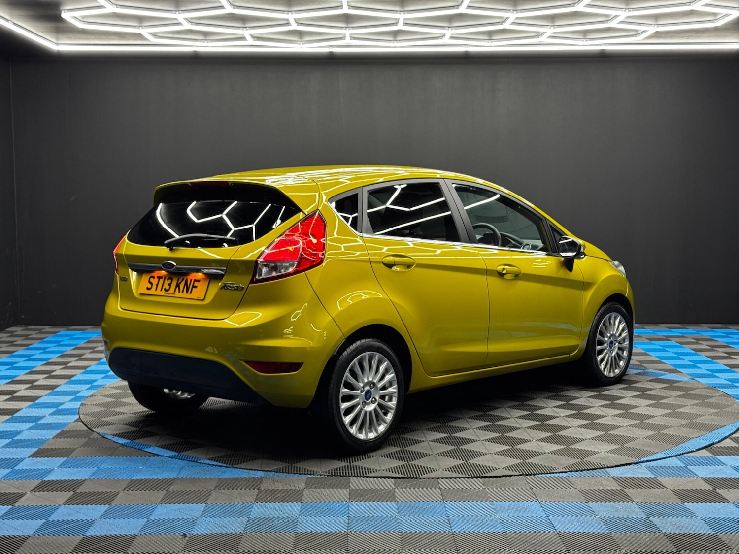 Used Ford Fiesta 2013 for sale - 76964490: Photo 5