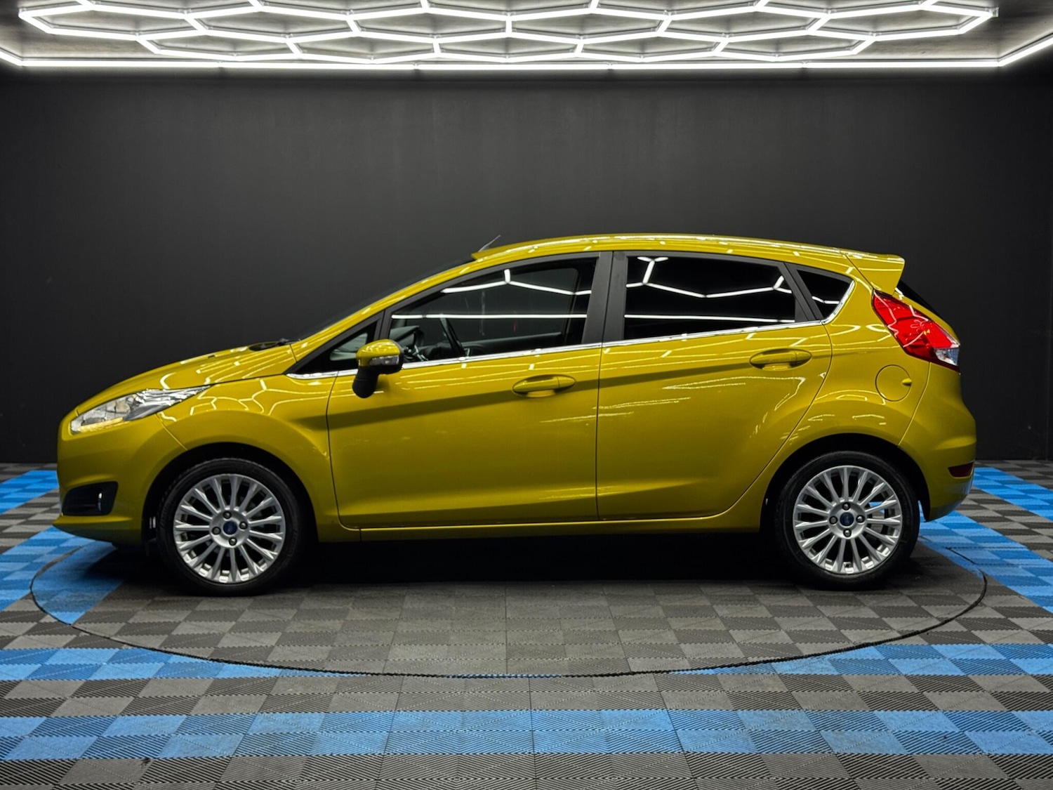 Used Ford Fiesta 2013 for sale - 76964490: Photo 8