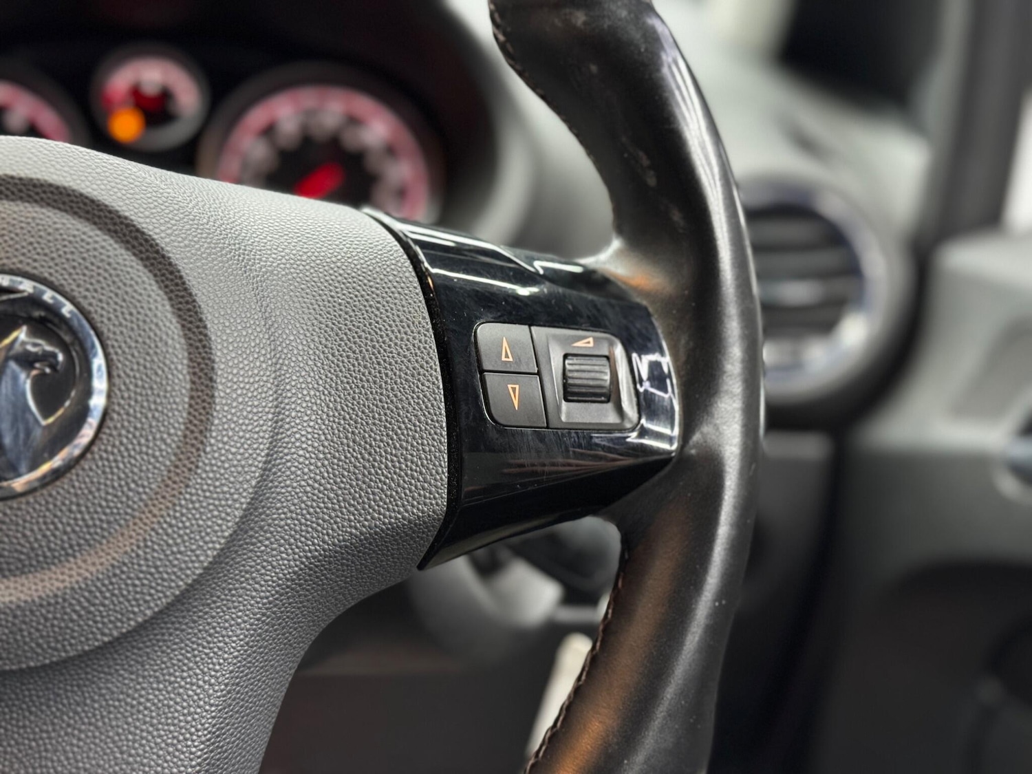 Used Vauxhall Corsa 2012 for sale - 78086938: Photo 19