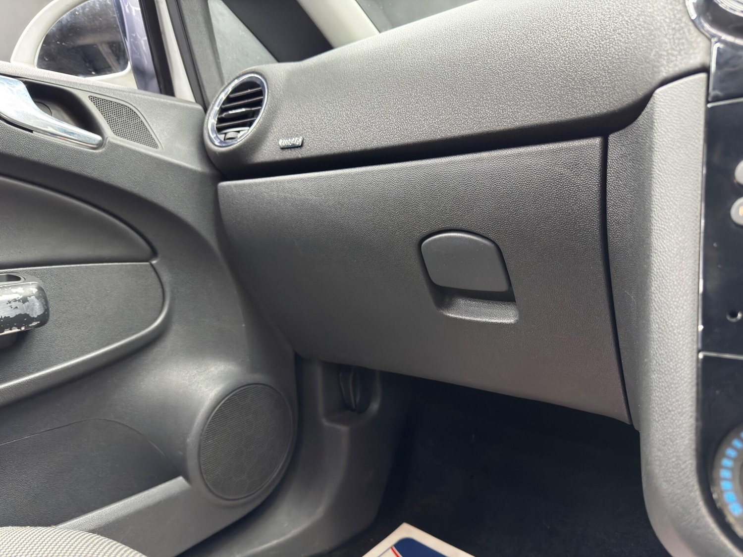 Used Vauxhall Corsa 2012 for sale - 78086938: Photo 28