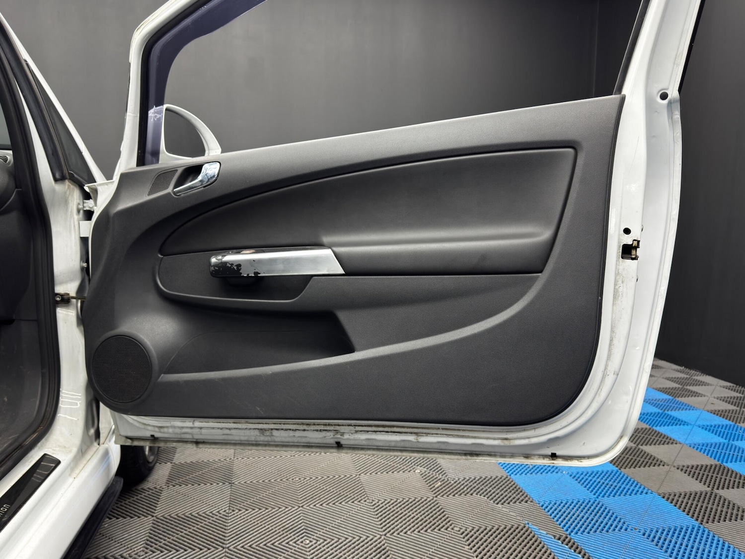 Used Vauxhall Corsa 2012 for sale - 78086938: Photo 34