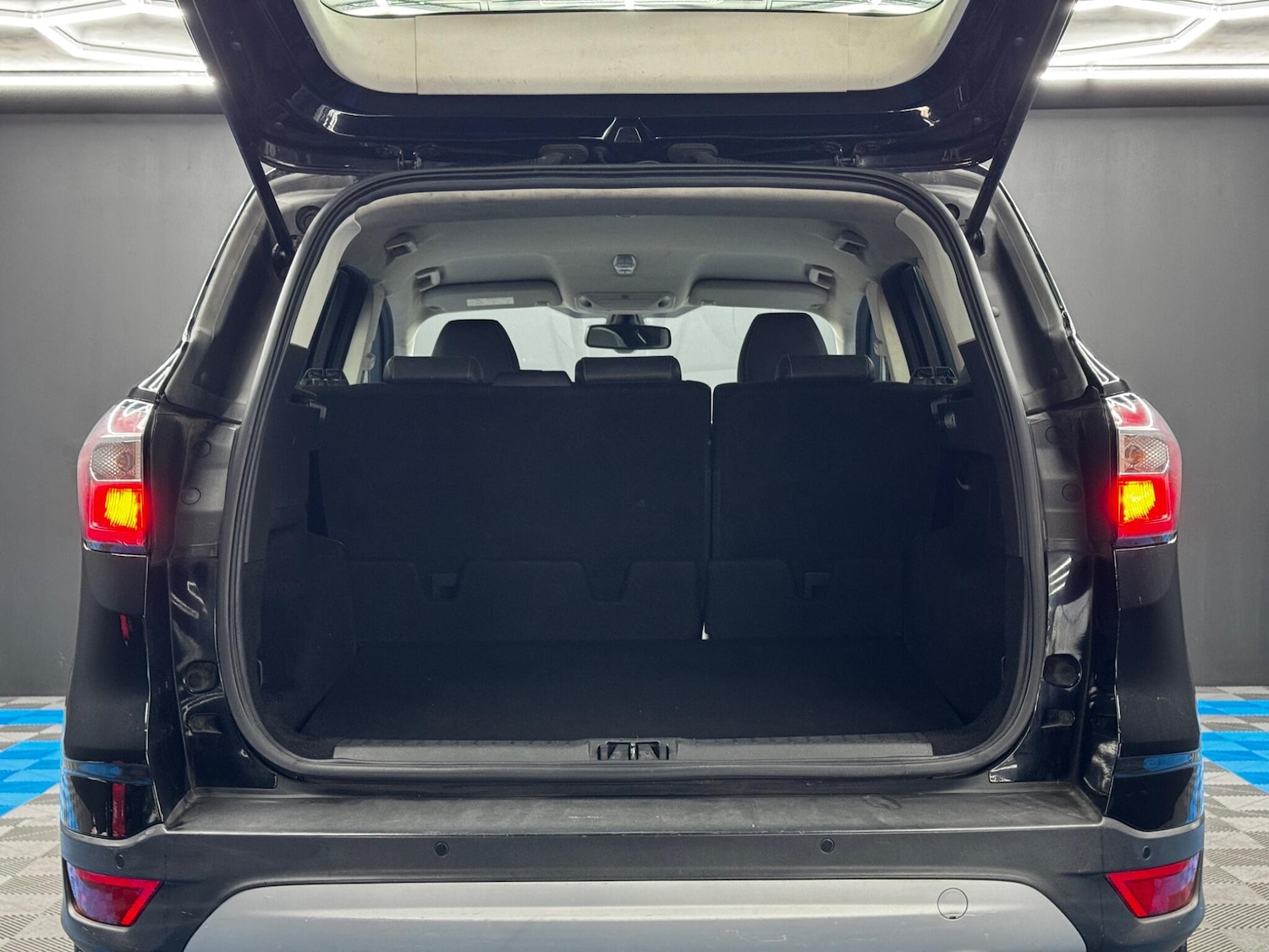 Used Ford Kuga 2017 for sale - 76585338: Photo 39