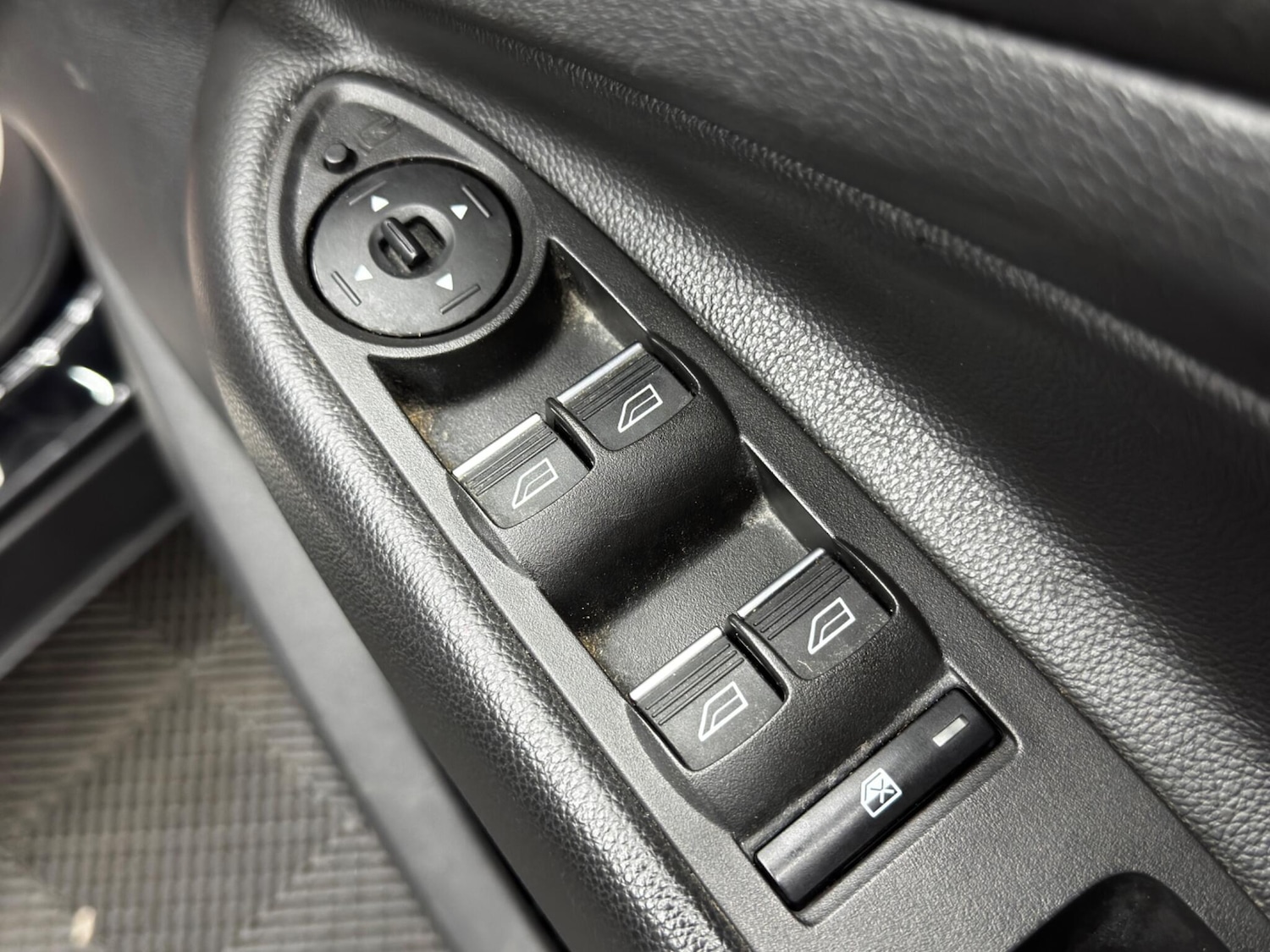 Used Ford Kuga 2017 for sale - 76585338: Photo 42