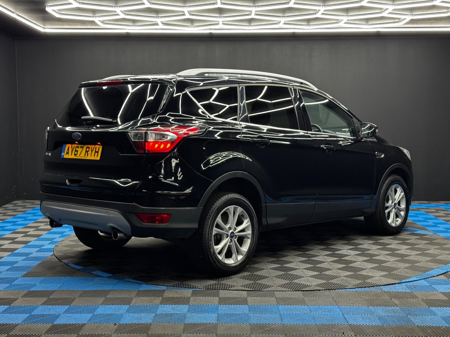 Used Ford Kuga 2017 for sale - 76585338: Photo 5